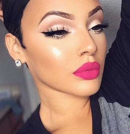 PINK Lipstick | pink lips | pink lipstick makeup | hot pink lipstick | soft pink lipstick | pink pouty lips Eyeshadows Ideas, Pink Lipstick Makeup, Wedding Lipstick, Pink Lips Makeup, Makeup Ojos, Maquillage On Fleek, Hot Pink Lips, Nails Natural, Linda Hallberg