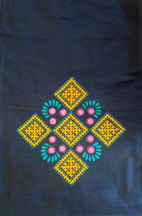 Gujrati Design, Badla Embroidery, Kutch Work Designs, Basic Hand Embroidery Stitches, Hand Work Design, Simple Hand Embroidery Patterns, Abstract Embroidery, Hand Beaded Embroidery, Kutch Work