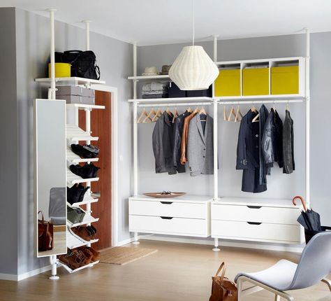 Kreieren Sie Ihren begehbaren Kleiderschrank mit Teleskopstangen, Hängegleitern, Kleiderstangen, Schubladenelementen, Kommoden, Regalen, Borden,... Stolmen Ikea, Ikea Stolmen, Dressing Ikea, Armoire Ikea, Closet Small Bedroom, Ikea Hallway, Ikea Expedit, Ikea Closet, Closet Hacks