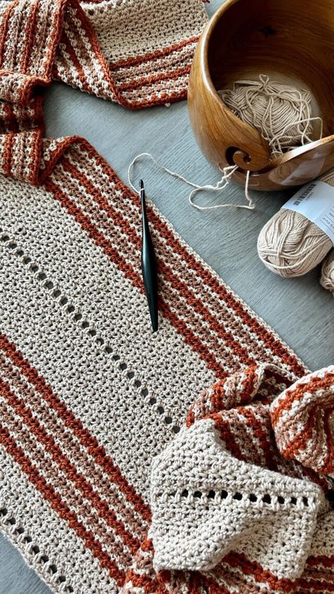 Simple Crochet Cardigan - The Fireflies Cardigan - Mason Jar Yarn Designs Manly Crochet Projects, Crochet Fall Blanket Free Pattern, Crochet Colorways, Harvest Cardigan, Hawaii Halloween, Easy Crochet Cardigan, Diy Crochet Cardigan, Crochet Autumn, Diy Cardigan