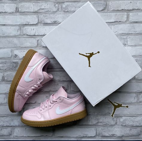 Jordan 1 Low, Jordan 1, Converse Sneaker, Gum, Converse, Jordan, Sneakers, Pink