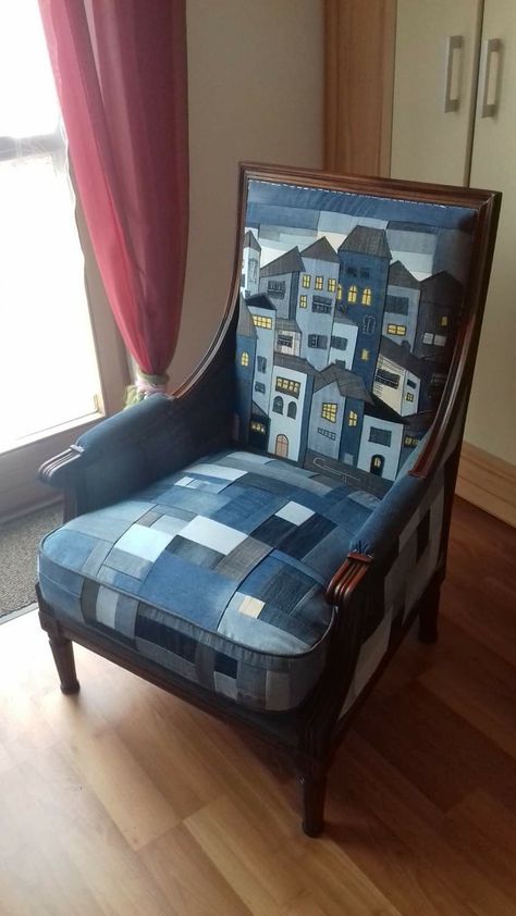 Denim Furniture, Upcycled Furniture Diy, Denim Art, Dekorasi Kamar Tidur, Recycle Jeans, Denim Crafts, Old Jeans, Recycled Denim, Recycled Furniture