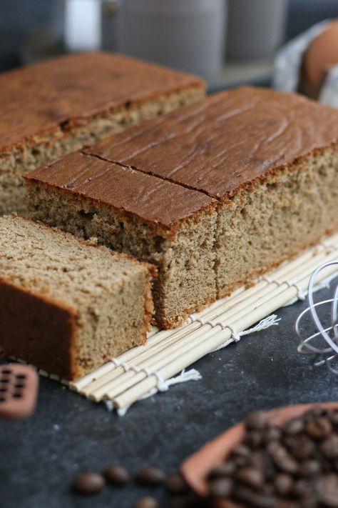 Japanese Coffee Castella Cake - Paris chez Sharon Castella Cake, Japanese Pastries, Japanese Coffee, Asian Cake, Japanese Cake, Cake Walk, Bar Cookies, Japanese Dessert, New Cake