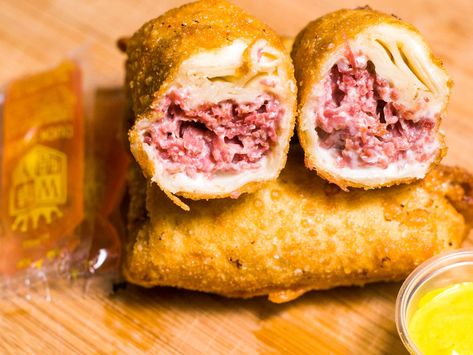 Corned Beef Egg Rolls Recipes, Corned Beef Egg Rolls, Deli Sandwiches Recipes, Reuben Sandwich Classic, Egg Roll Recipe, Onion Rolls, Swiss Recipes, Corn Beef, Corned Beef Recipes