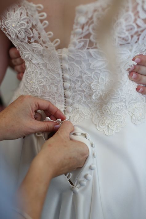 We love individual silk covered buttons on our Bertossi Brides gowns here are Paddington Weddings. www.paddingtonweddings.com.au Wedding Dress Buttons, Wedding Dress Backs, Wedding Dressses, Wedding Dress Alterations, Chic Wedding Dresses, Sewing Wedding Dress, Dress Alterations, Beautiful Pakistani Dresses, Back Wedding Dress