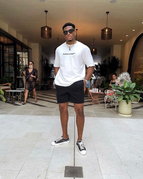 Dominican Outfits Men, Black Mens Holiday Outfits Summer, Black Mens Vacation Outfits Mexico, Black Men Casual Style Summer, Vacation Outfits Black Man, Vacation Outfits Men Mexico, Black Man Outfits Summer, Black Man Brunch Outfit, Mens Jamaica Vacation Outfits