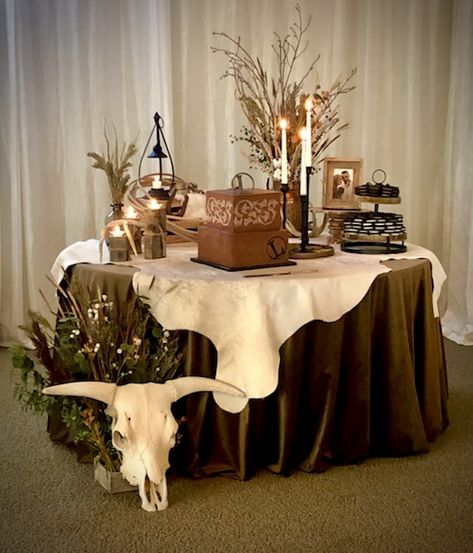 Rustic Fancy Wedding Decor, Groom’s Table Ideas, Western Themed Wedding Decorations, Western Dinner Table Decor, Grooms Dessert Table, Cowboy Grooms Cake, Bull Centerpiece, Western Wedding Ideas Cowboy Theme Table Decorations, Western Wedding Head Table Ideas