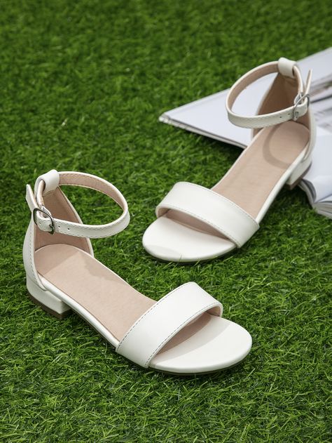 Sandals For Girl, Simple White Shoes, Simple Sandals Heels, White Dress Shoes For Women, Simple Sandals Flat, Pretty Shoes Flat, Girly Shoes Flats, Flat White Shoes, Girly Sandals