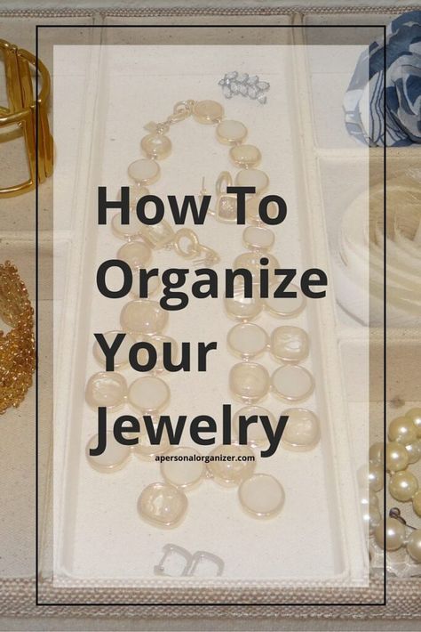 Organizing Jewelry Ideas, Jewelry Organizing Ideas, Storage Ideas Organizing, Ideas For Jewelry, Jewelry Storage Ideas, Diy Mirror Wall Decor, Organizing Jewelry, Diy Mirror Wall, Jewelry Organizer Storage