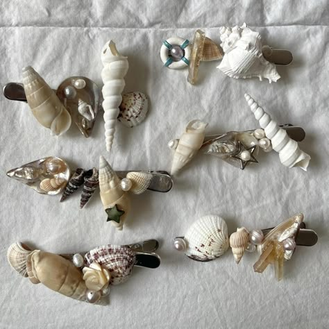 Mermaid seashell hair clips Message me the # you... - Depop Sea Shell Bobby Pins, Sea Shell Hair Clip, Seashell Claw Clip, Seashell Hairclip, Shell Claw Clip, Seashell Hair Clips, Diy Barrettes, Shell Hair Clips, Bone Jewellery