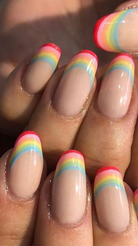 Rainbow Gel Nail Designs, Subtle Rainbow Nails, Trans Pride Nails, Nail Designs Rainbow, Subtle Pride Nails, Gay Pride Nails, Lesbian Nails, Pride Nail Art, Pride Nails