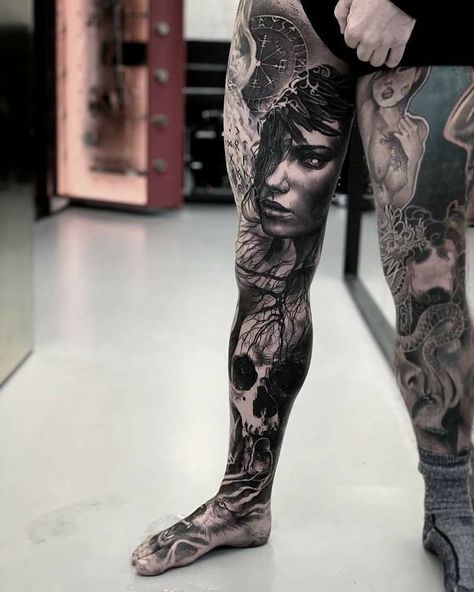 Realistic Tattoo Ideas, Tattoo House, Tattooing Inks, Valkyrie Tattoo, Best Leg Tattoos, Zeus Tattoo, Full Leg Tattoos, Pirate Tattoo, Chest Tattoo Men