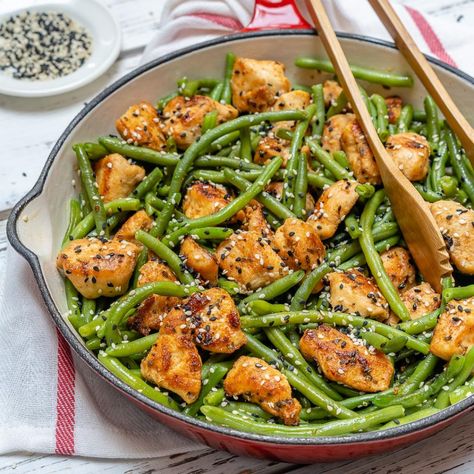 Chicken And Green Bean, Green Bean Stir Fry, Bean Stir Fry, Chicken And Green Beans, Recipe With Chicken, Clean Eating Vegetarian, Chicken Green Beans, Green Beans Recipe, Clean Chicken