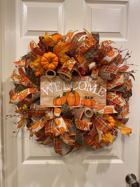 Thanksgiving Wreaths Diy, Elegant Fall Wreaths, Thanksgiving Bow, Fall Lanterns, Fall Mesh Wreaths, Fall Deco Mesh Wreath, Fall Decor Wreaths, Burlap Wreath Diy, Fall Thanksgiving Wreaths