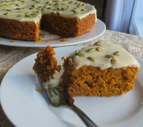 Snacking Cakes, Cake Cinnamon, Cinnamon Icing, The English Kitchen, English Kitchen, Oil Cake, Leftover Cake, Olive Oil Cake, Roasted Pumpkin Seeds