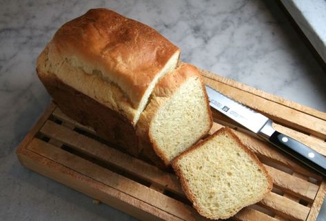 Bread Machine Brioche, Brioche Bread Machine, Brioche Bread Recipe, Easy Bread Machine Recipes, Homemade Brioche, Brioche Recipe, Pane Dolce, Bread Maker Recipes, Brioche Bread