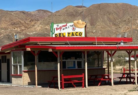 How fast food history was made at these 12 Southern California sites – San Gabriel Valley Tribune Chili Burger, Taco Restaurant, Del Taco, Good Drive, San Gabriel Valley, Sewing Factory, Food History, Santa Monica Pier, San Gabriel