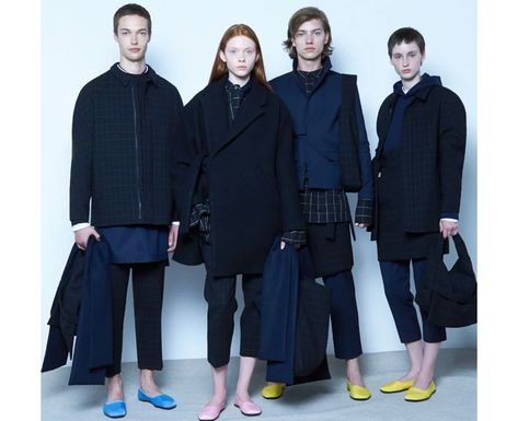 Genderfluid Fashion, Gender Neutral Clothing, Stylish Capsule Wardrobe, Rad Hourani, Gender Neutral Outfits, Neutral Clothing, Gender Neutral Fashion, Gender Fluid Fashion, Genderless Fashion