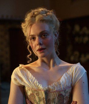 X Nicholas Hoult, Catherine The Great, روتين العناية بالبشرة, Good Movies To Watch, Elle Fanning, Historical Dresses, Film Aesthetic, Aesthetic Movies, Movies Showing