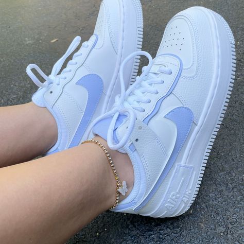 Airforce 1 Women, Shadow Air Force, Shoes For Women Nike, Nike Women Shoes, Skor Sneakers Nike, Παπούτσια Nike Free, Purple Shadow, Обувь Air Jordan, Nike Embroidery