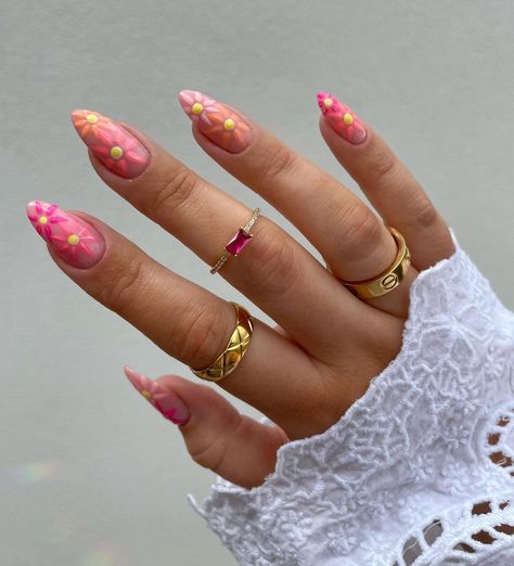 Bysadiedaisy | Tsunami Beauty on Instagram: “🌸 𝐅𝐋𝐎𝐖𝐄𝐑 𝐏𝐎𝐖𝐄𝐑 🌸 Hand painted nail art 🎨 Using @the_gelbottle_inc colours & biab on natural nails 💅🏾 💗 Rings are from @blinkblink.uk 💍 😍…” Cute Nails For April, Cool Cute Nails, March Nail Designs 2024, Trendy Spring Nails 2024, March Nails Spring, March Nail, Hand Painted Nail Art, Nail Design Glitter, March Nails