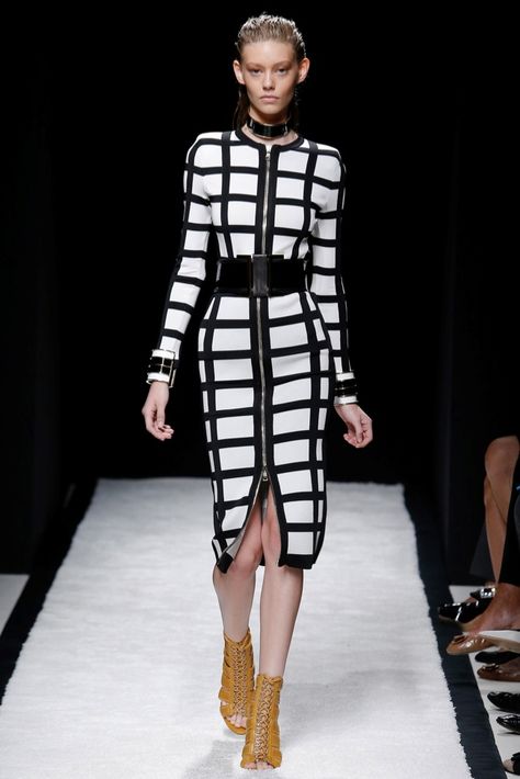 balmain 2015 | balmain-2015-spring-summer-runway21 Symmetrical Balance, 2015 Fashion, Spring Summer 2015, Looks Style, White Fashion, A Dress, Paris Fashion, Runway Fashion, Paris Fashion Week