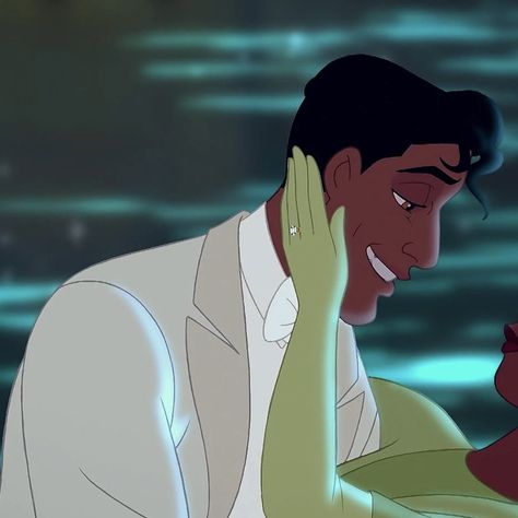 Princess And The Frog Prince Naveen, Prince From Princess And The Frog, Prince Naveen Fan Art, Prince Naveen Aesthetic, Naveen Princess And The Frog, Disney Dudes, Prince Frog, Tiana Disney, Prince Naveen