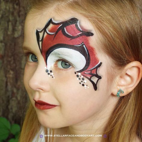 Spider-Man inspired face painting. Spider Man Face Paint, Superhero Face Painting, Eye Face Painting, Face Painting For Boys, Girl Face Painting, Spiderman Face, Face Painting Tutorials, Face Painting Easy, Kids Face Paint