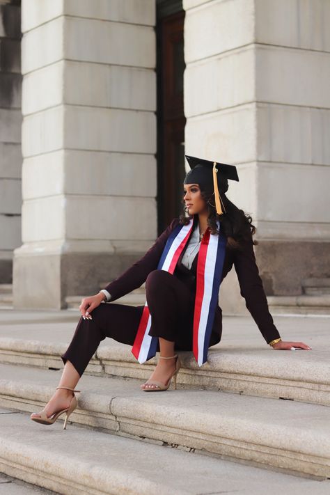 Black Suit Graduation Pictures Women, College Graduation Suits Women, Graduation Poses Cap And Gown Classy, Casual Graduation Photoshoot, Graduation Business Pictures, Graduation Outfit Ideas Nursing, Black Female Graduation Pictures, Business Management Graduation Pictures, Masters Graduation Pictures Photo Shoot