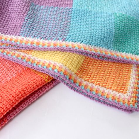 Tunisian Sunset blanket | Poppy & Bliss Crocheted Blankets, Tunisian Crochet Pattern, Crochet Border, Simple Stitch, Tunisian Crochet Patterns, Tunisian Crochet Stitches, Linen Stitch, Other Languages, Minecraft Pixel Art