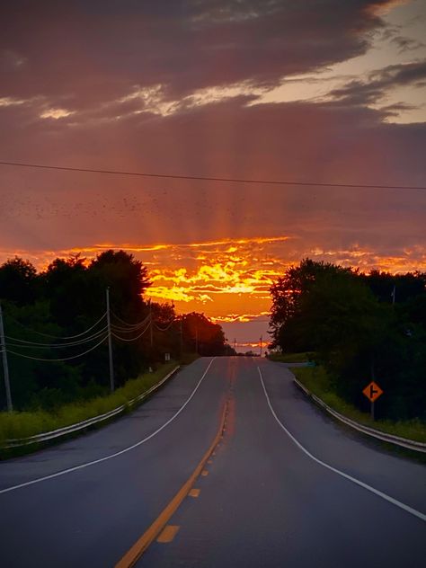 Jai Core Aesthetic, Jai Core, Sun Core, Highway Aesthetic, Highway Sunset, Country Sunset, Sunrise Aesthetic, Sky Art Painting, Pretty Skies