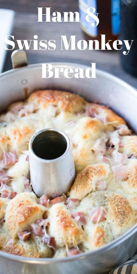 Breakfast Sandwich Sauce, Sandwich Sauce, Homemade Monkey Bread, Savory Monkey Bread, Monkey Bread Recipe Easy, Bundt Pan Recipes, Easy Monkey Bread, Cinnamon Roll Monkey Bread, Bundt Recipes