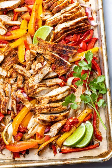 Fajitas Seasoning, Chicken Fajitas Seasoning, Healthy Chicken Fajitas, Mccormick Spices, Fajita Seasoning Mix, Easy Chicken Fajitas, Baked Chicken Fajitas, Fajitas Recipe, Chicken Fajita Recipe