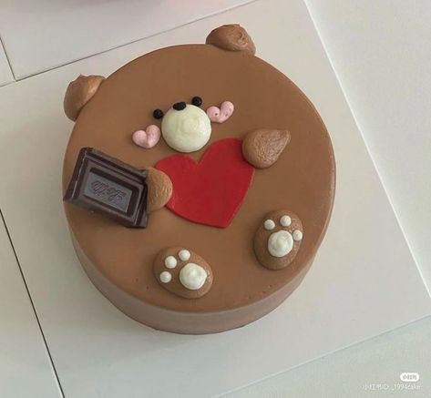 Minimal Chocolate Cake, Lunchbox Cake, Minimal Cake, Cake For Boyfriend, Cake Mini, Funny Birthday Cakes, Simple Cake Designs, Cake Decorating Piping, Mini Cakes Birthday