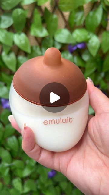 Emulait on Instagram: "Making a bottle for your baby is a breeze when you have the Emulait bottle!  #breastfeeding #bottlefeeding #parenting #babyproducts #calming" Bottles For Breastfed Babies, Breastfed Baby, Future Children, Bottle Feeding, Future Kids, Parenting, On Instagram, Instagram