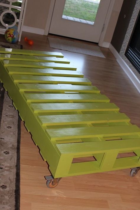 Kids Pallet Bed, Diy Pallet Bed, Pallet Beds, Murphy Bed Plans, Pallet Couch, Pallet Bed, Desain Pantry, Dekorasi Kamar Tidur, Twin Mattress