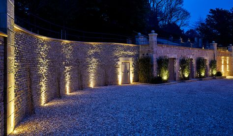 Garden Lighting Ideas, Funny Vine, Driveway Lighting, Walled Garden, Beautiful Yards, Backyard Lighting, Landscape Garden, Healthy Garden, Stone Walls