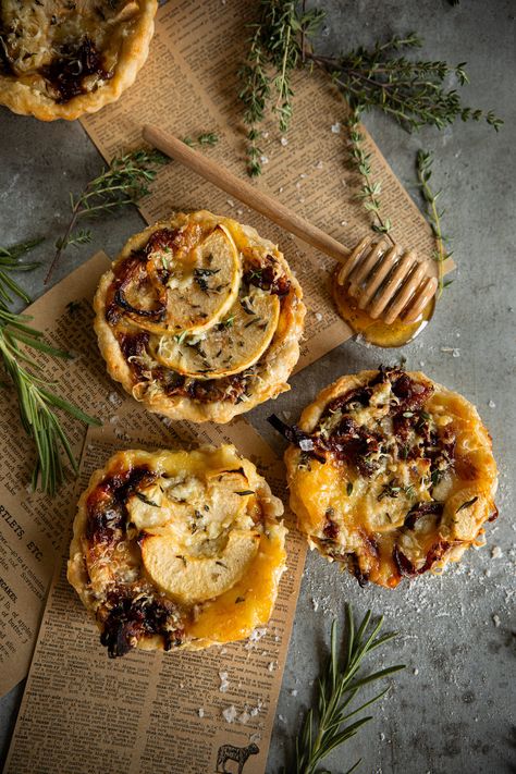 Fall Tart, Brie And Honey, Tarts Savory, Bacon Puffs, Fall Recipes Appetizers, Apple Brie, Fall Appetizer, Plum Pie, Flaky Pie Crust