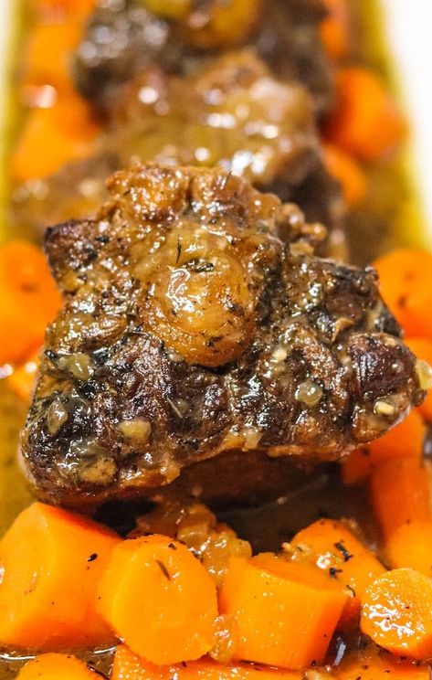 How to cook oxtails on the stove with gravy and vegetables until they're fork tender for dinner. Nutritious meal full of flavor you'll love. Oxtail Dinner, Cooking Oxtails, Oxtail Recipe, Oxtail Recipes, Gravy Ingredients, Ground Beef And Potatoes, Boiled Food, Using A Pressure Cooker, How To Cook Beef