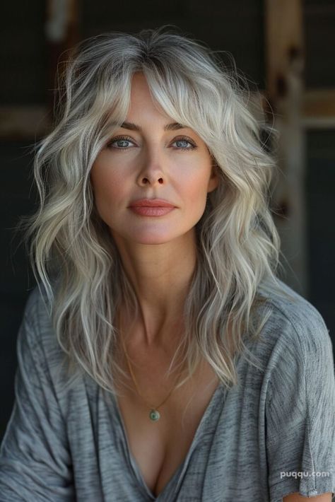 Bangs Wispy, Feathered Bangs, Grey Hair Inspiration, Long Gray Hair, Wispy Bangs, Haircuts For Medium Hair, Long Hair With Bangs, Hair With Bangs, Long Locks