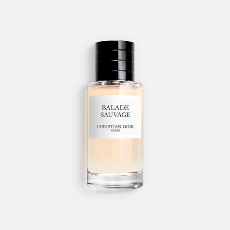 Balade Sauvage Fragrance: Mineral & Fruity Mediterranean Scent | DIOR RO Vanilla Diorama, Perfume Dior, Christian Dior Perfume, Dior Fragrance, Boutique Names, Christian Dior Paris, Dior Perfume, Dior Beauty, Dior Addict