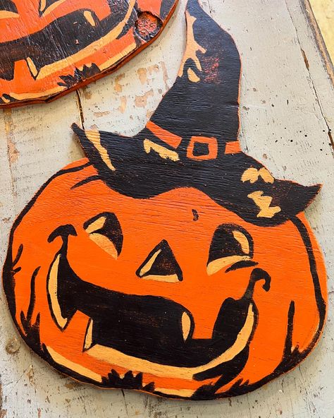 Look who made it to the shop! 🎃 These sweet Jack-o-lantern signs are ready for their forever homes! Bring a little handmade, vintage flair into your home for Spooky Season! Handmade by me, with lots of love. 🧡 $65, 21 1/4” tall x16” wide. . . . . #jackolantern #handmade #halloweensign #halloween #spookyseason #tatteredtiques #fall #falldecor #autumn #handmadewithlove #pumpkins #halloweenpumpkin Painted Jackolantern, Vintage Jackolantern Art, Vintage Jackolantern Illustration, Jack O Lantern Vintage, Classic Jack O Lantern, Vintage Jack O Lantern, Vintage Halloween Jack O Lantern, Primitive Jack O Lantern, Vintage Paper Mache Jack O Lantern