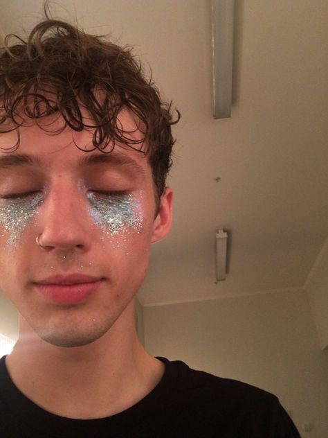 Troye sivan Troye Sivan, Glitter, Twitter, Blue