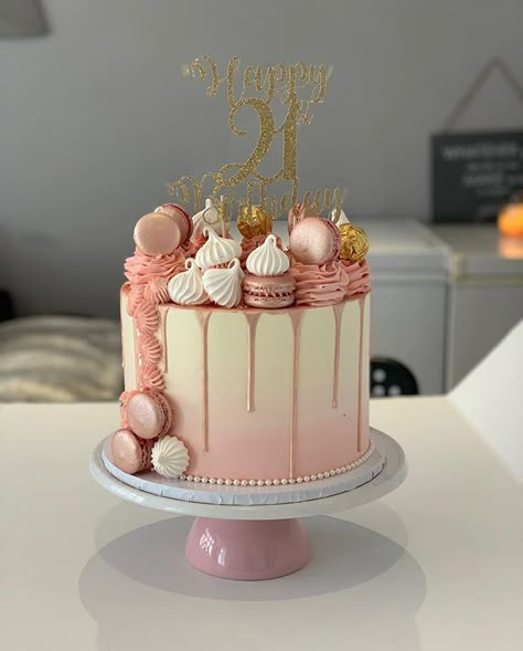 14th Birthday Cakes, 15th Birthday Cakes, Teen Cakes, 21st Cake, Birthday Cakes For Teens, Sweet 16 Birthday Cake, 21st Birthday Cakes, Elegant Birthday Cakes, 16 Birthday Cake