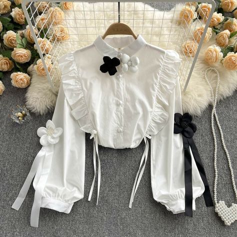 Female Shirt Designs, White Shirts For Women, Top Designs For Women, Tops 2022, Female Shirts, Robes Glamour, Ethereal Dress, Latest Dress Design, Casual College Outfits