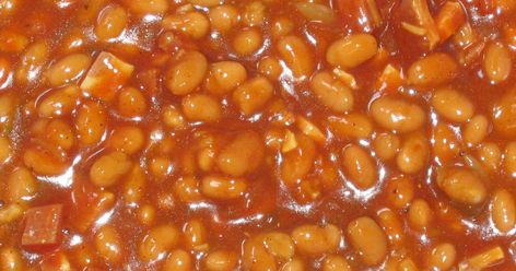 Big John's Beans 'N Fixins was a very delicious prepared baked beans product which was recently discontinued. I played with a copycat r... Cozy Food, Bbq Side Dishes, Copy Cats, Baked Bean Recipes, Meat Diet, Pork N Beans, Easy Camping Meals, Vegetable Casserole, Pea Recipes