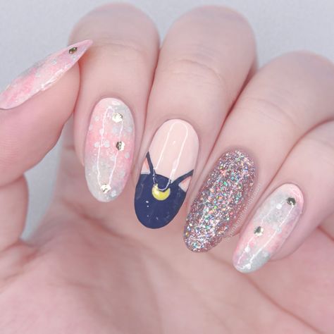 Sailor Moon Inspired Nails Simple, Sailor Moon Nails Simple, Sailor Moon Acrylic Nails, Luna And Artemis Tattoo, Sailormoon Nailart, Sailor Moon Nails Acrylic, Sailor Moon Nails Design, Cute Anime Nails, Sailor Moon Inspired Nails