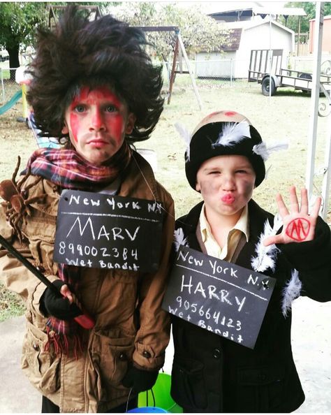 The Sticky Bandits..Home Alone Sticky Bandits Halloween Costume, Home Alone Costume Kids, Sticky Bandits Costume, Christmas Character Dress Up, Home Alone Trunk Or Treat, Christmas Movie Dress Up Ideas, Home Alone Costume Ideas, Home Alone Halloween Costume, Home Alone Costume