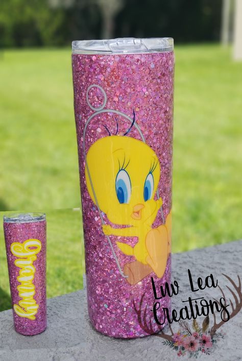 Bird Cup, Glitter Tumblers, Tweety Bird, Tumbler Gift, Cricut Projects Vinyl, Crafts Ideas, Custom Tumblers, Tumbler Cups, Pink Glitter