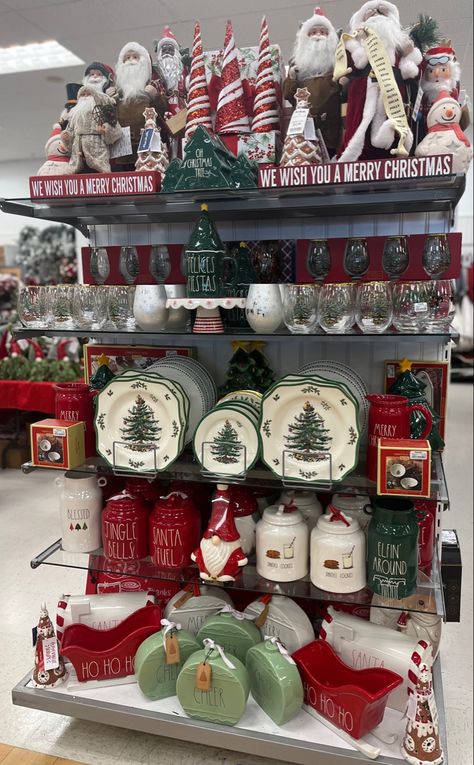 Christmas theme Marshalls Endcap 2022 Tj Maxx Decor, Christmas Store Displays, Christmas Fiesta, Hobby Lobby Christmas, Christmas Window Display, Christmas Entertaining, Christmas Feeling, Christmas Trends, Christmas Store